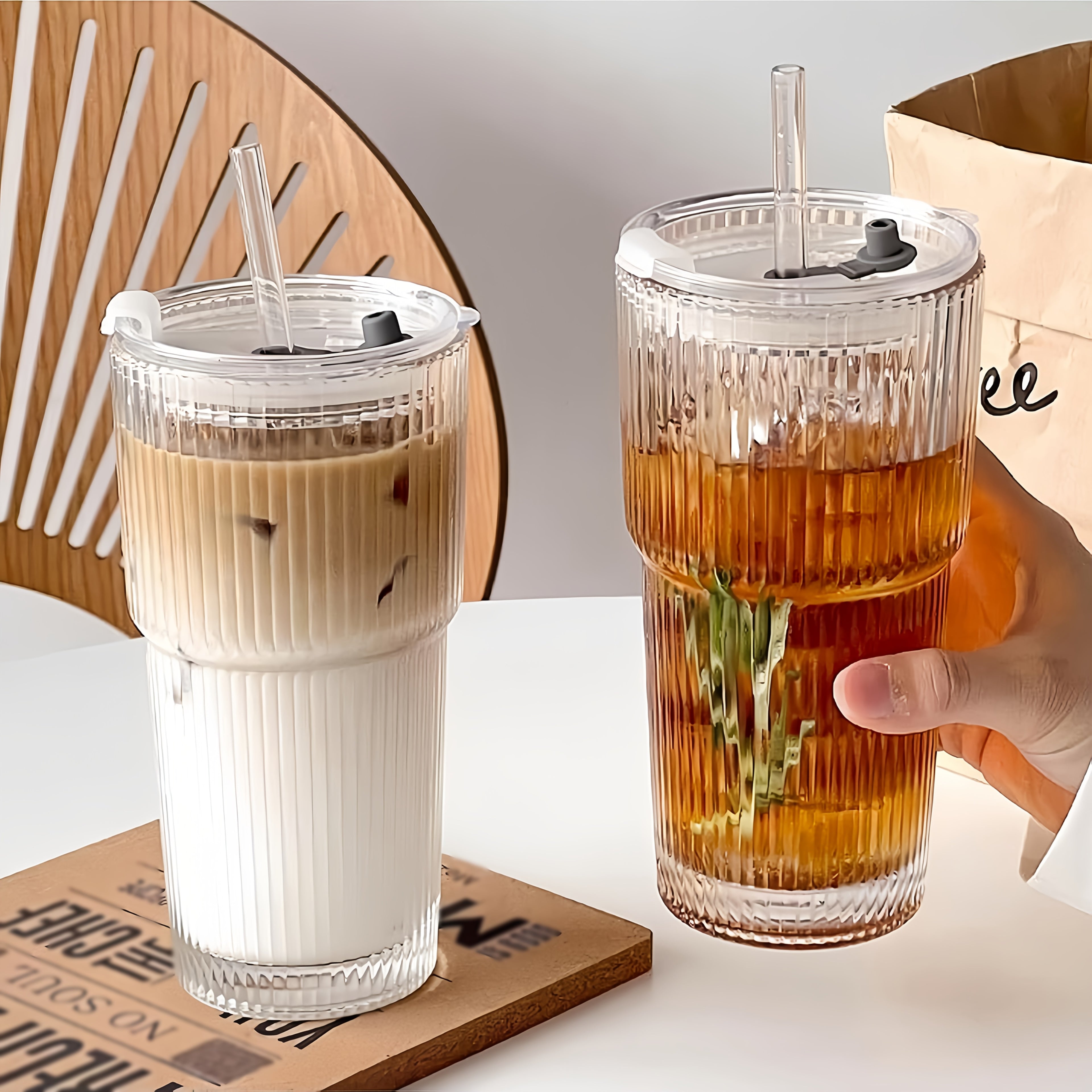 2 Ribbed Glass Cups with Plastic Lid And Straw+straw Brush, Perfect for Iced Coffee, Juice, Smoothie Cocktails, Etc., Suitable for Home, Office, Party Supplies, 20oz