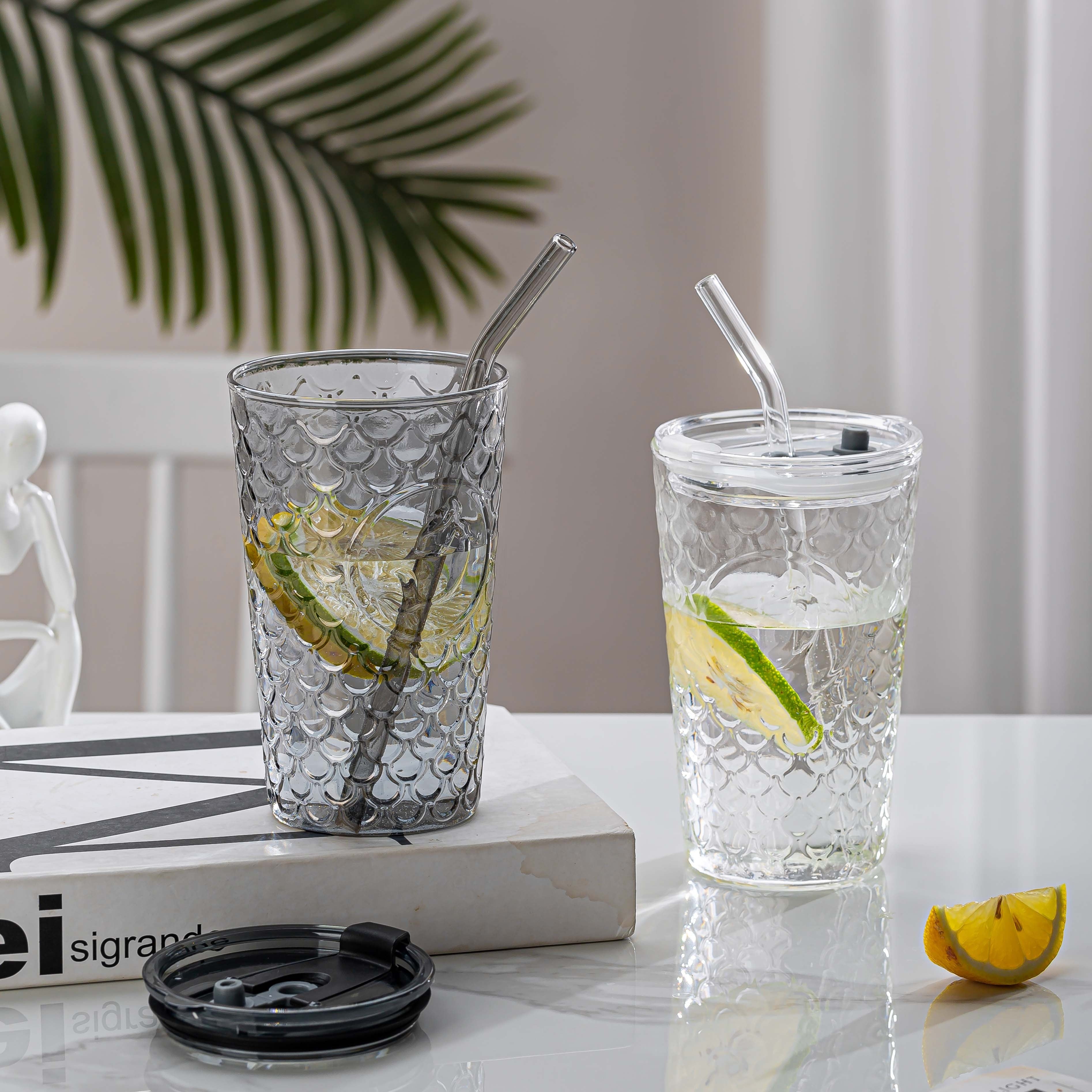 2pcs/4pcs High Boron Silicon Glass Tumblers with Lids and Stainless Steel Straws, Spill-Proof, Leak-Proof, Heat-Resistant, Ideal for Iced Coffee, with Reusable Drinkware for Travel, Office & Home