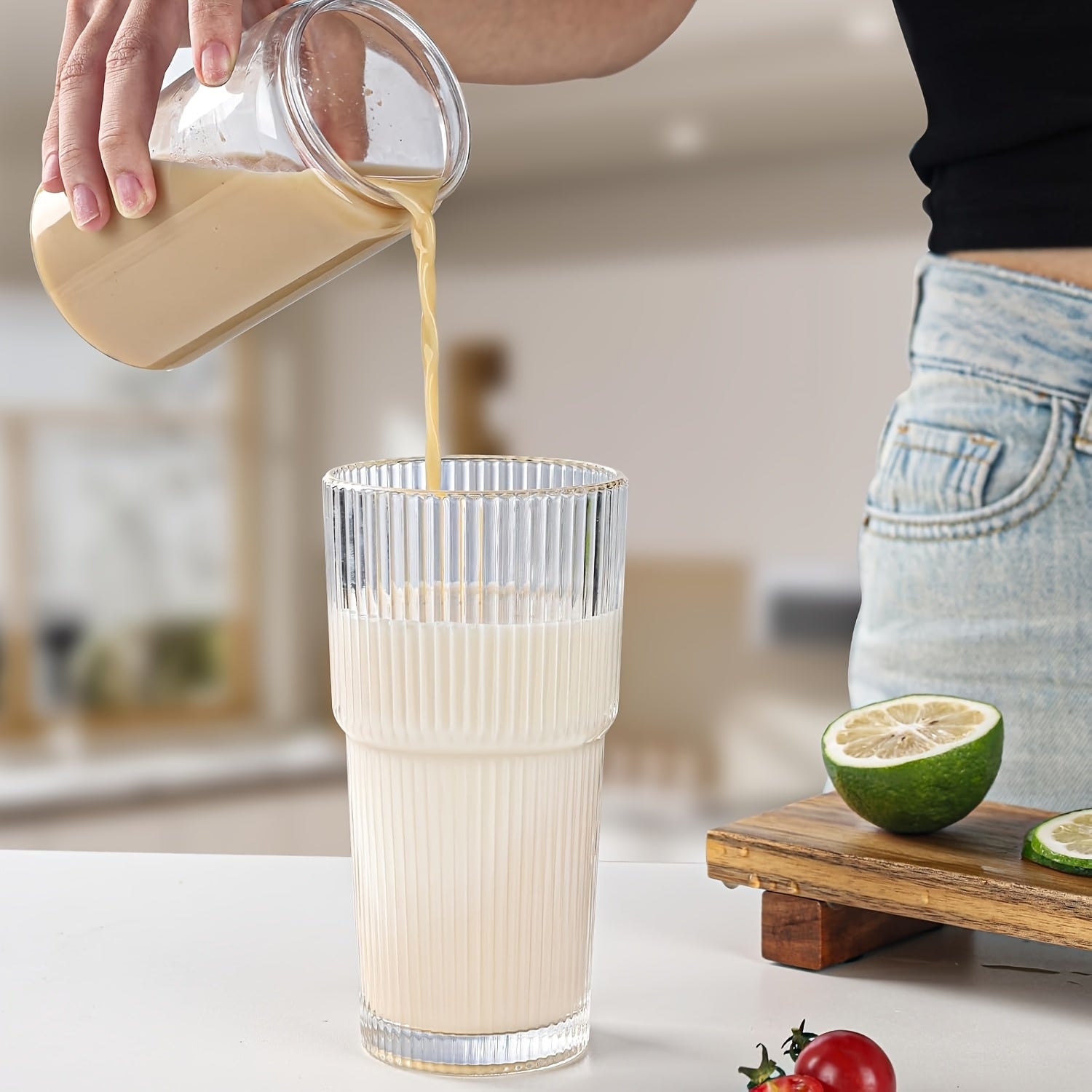 2pcs, 600ml/20oz Large Capacity Glass Cups, Durable Glass Cups, Safe to Freeze, Very Suitable for Drinks Such As Juice, Tea, Milk, Milkshakes, Etc. Perfect Gifts for Partners And Family On Valentine's Day, Women's Day, And Father's Day.